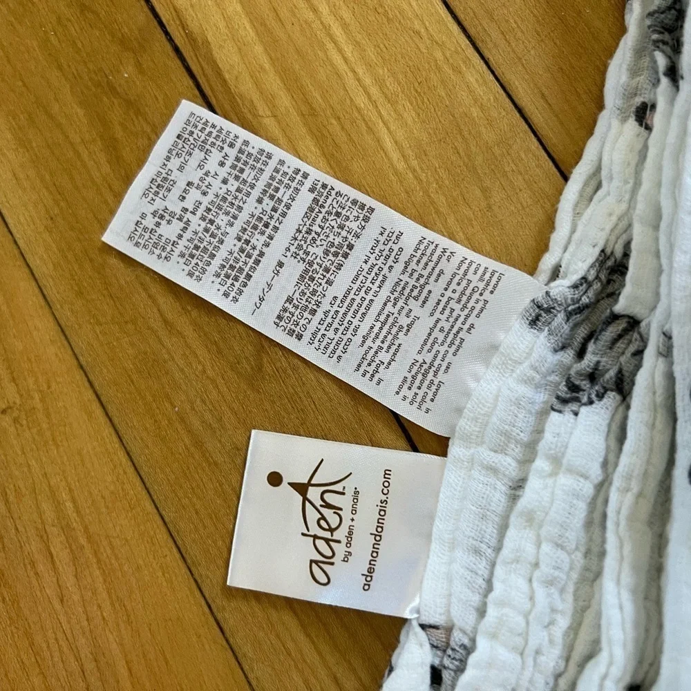 Aden & Anais Muslin infant‎ blanket zebra print swaddle